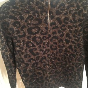 Chico’s size 0.  In great condition pet and smoke free.  N